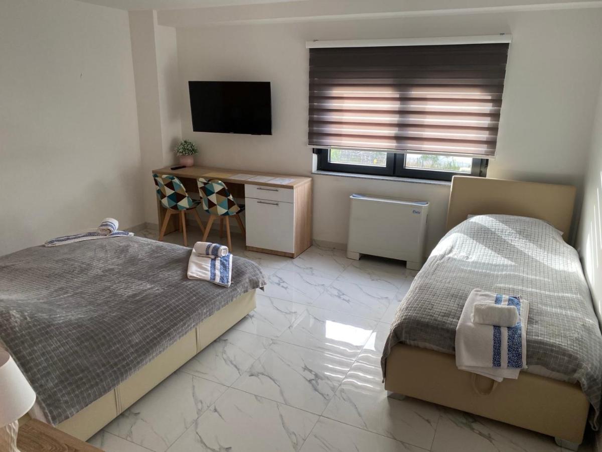 Belamionix Motel Bosanski Samac Εξωτερικό φωτογραφία